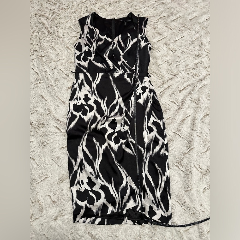 White House Black Market Patterned Faux Wrap Dress - Picture 2 of 12
